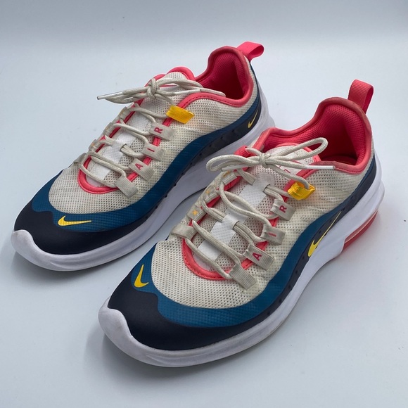 Nike Shoes - WOMEN'S NIKE AIR MAX AXIS RUNNING SHOES